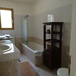 بيت للعطل A L'abri Du Mistral By Interhome