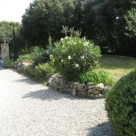 A L'abri Du Mistral By Interhome Collorgues