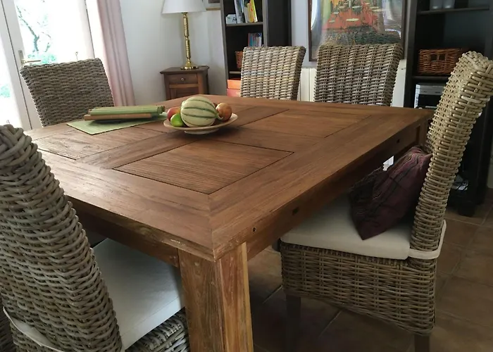 A L'abri Du Mistral By Interhome