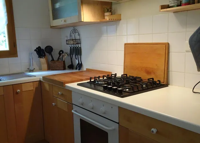 A L'abri Du Mistral By Interhome *